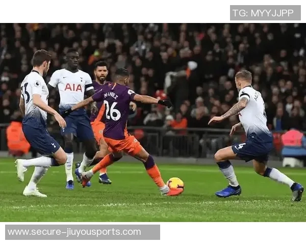 莱切成主场迎战斯旺西全力争胜期待精彩对决